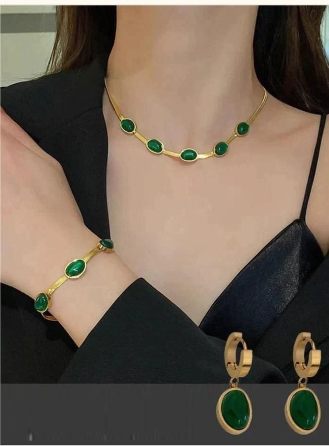 Elegant Oval Green Crystal Jewelry Set – Pendant Necklace & Matching Bracelet